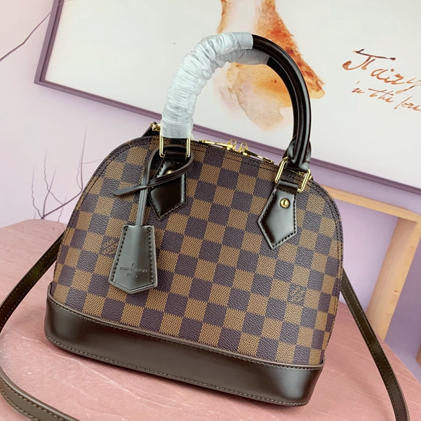 ルイヴィトンバッグ正面デザイン